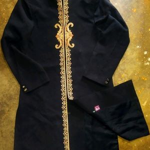 Sherwani with hard shoulder and embroidery.