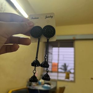 Black Colour Hanging Earring.