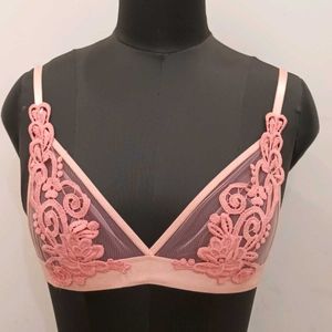 Secret Possessions Net Bra..size M