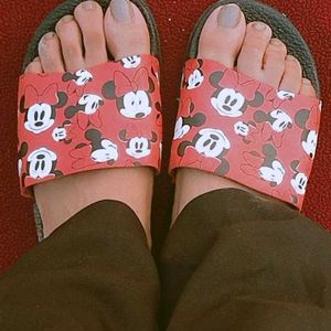 Mickey & Minnie Flipkart Flops 🧸