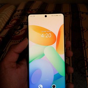 Vivo V25 Pro