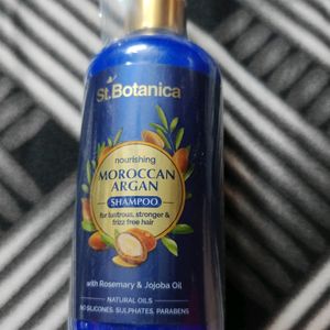 St.Botanica Shampoo