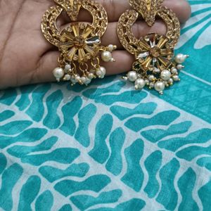 Golden Earrings With Mang teeka