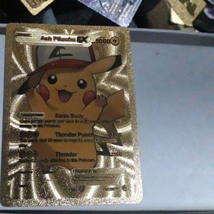 Pack Of 10 Pokemon Iconic Cards