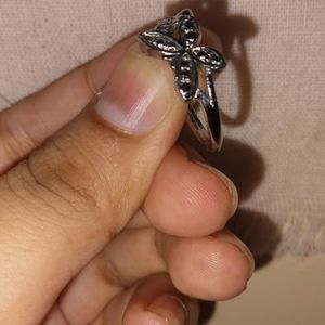 Finger Ring