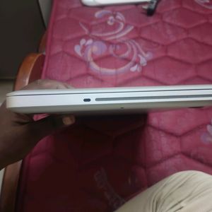 MacBook pro 2012 i5/4gbram/500gb memory