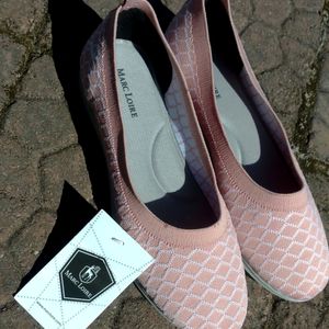 Peach Women Bellies Size 5 ( New)