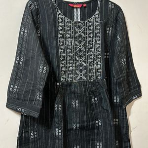 Black Embroidery Tunic