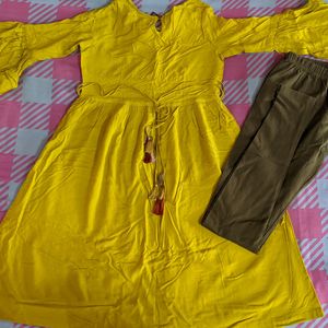 Kurti & Leggings