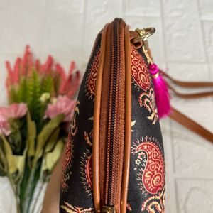 Black ethnic printed sling bag