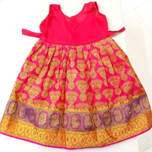 Pattu Pawada/Traditional Dress