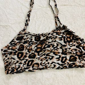 Women Cheetah Print Crop Top