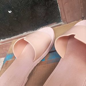 stylish flats for women