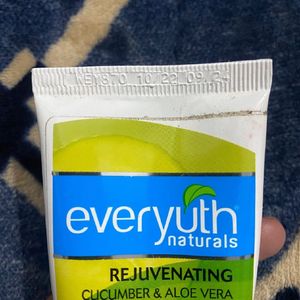Everyuth Cucumber Face Mask
