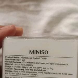 NEW MINISO EYELASH CURLER