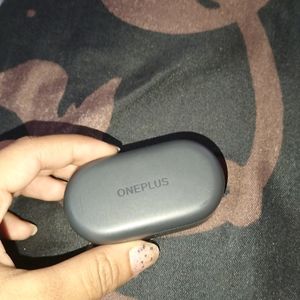 OnePlus Airpods With Touch Sensor