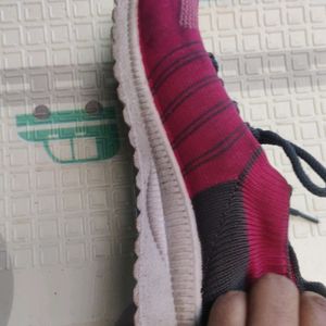 Like New Sports Shoes For Women