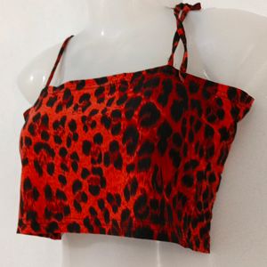 LEOPARD PRINT CROP TOP