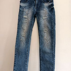 STRAIGHT FIT PATCH JEANS FOR MEN