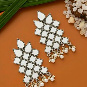 MIRRORS ON MY EARS - STATEMENT EMBELLISHED EARRING