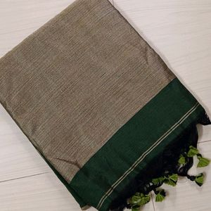 Soft Khadi Cotton Saree (Green 💚 golden  💛)