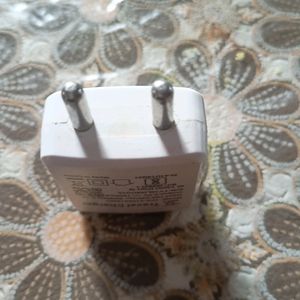 Karbonn Travel Charger