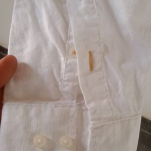 Tommy's White Buttondown