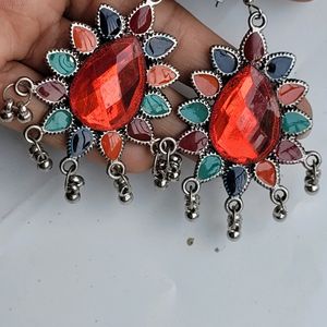 2 Earrings Set