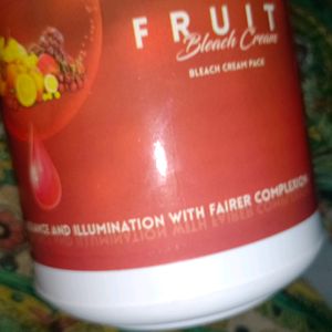 Pro Aroma Fruit Bleach Cream