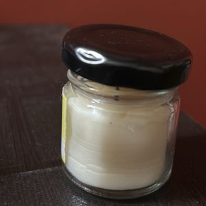 jasmine scent candle