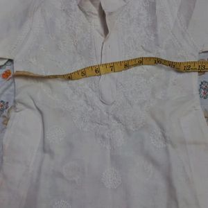 White Chikan Kurta And Pyajama Set