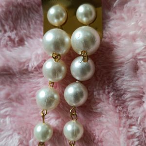 Urbanic Pearl Earrings