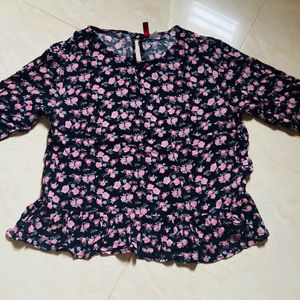 Flowerd Top