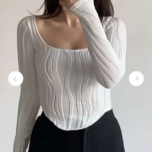 WHITE NEW ME TOP