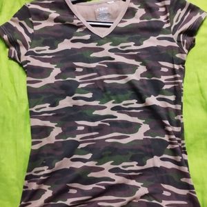 Women's Camouflage Half Sleeve Tshirt