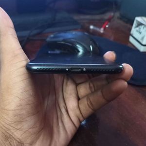 iPhone 7 Plus 32 Hn Mint Conditions.