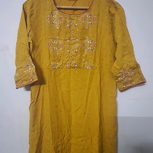 Mustard Kurti