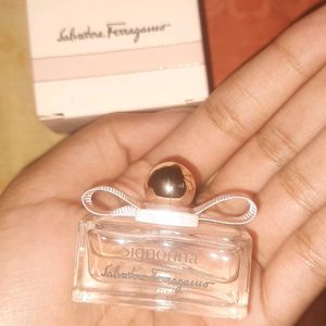 Salvatore Ferragamo Signorina Eau De Perfume