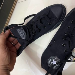 Men Converse Chuck Taylor High All Black Sneakers