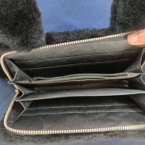 Furr Black wallet with kitchen