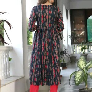 Women Naira cut Kurti Set