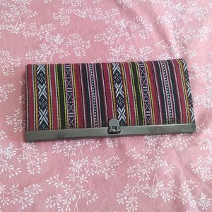 Ethnic Clutch For You