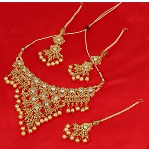 Beautiful Bridal Diamond Jewellery Set