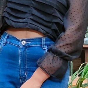 Black Crop Full Sleeve Top