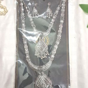 Aesthetic Desi Jewellery Necklace And Earrings