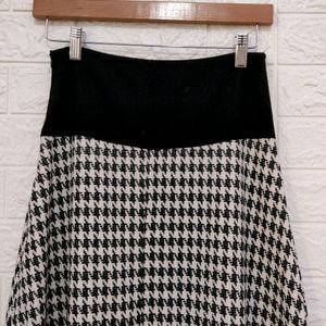 Black And White Skirt