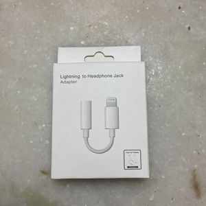 IPHONE HEADPHONE ADAPTER