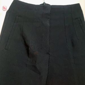 Brand New Zara tapered trouser