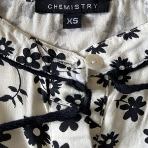 Chemistry Black & White Floral Printed Top