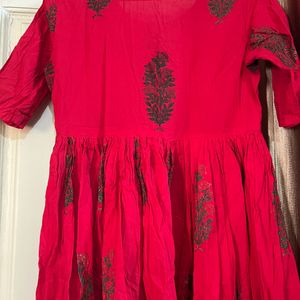 Lavanya The Label Red Kurta - Medium